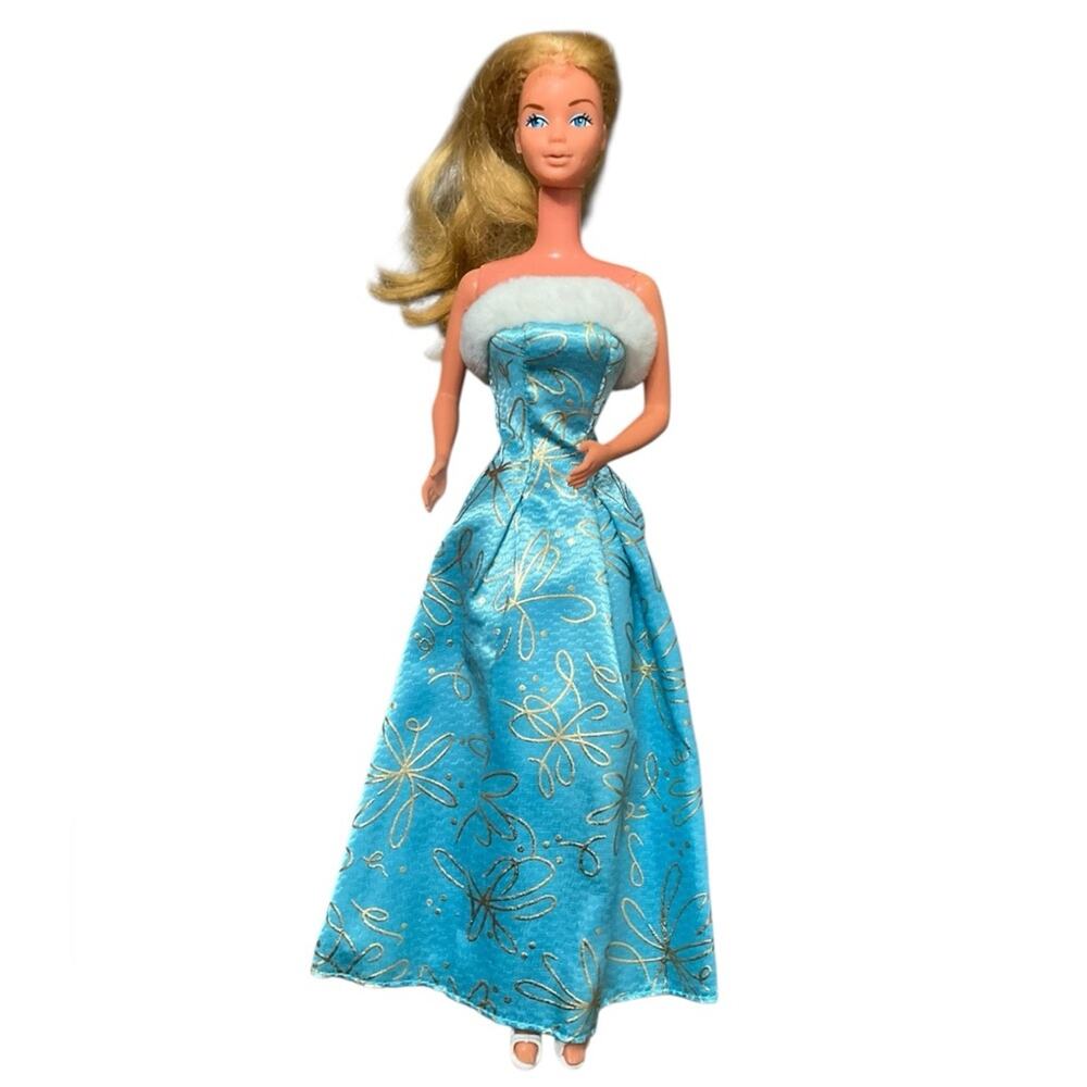 Barbie Vintage Doll Blonde 1966 Teal Gown White Shawl EUC